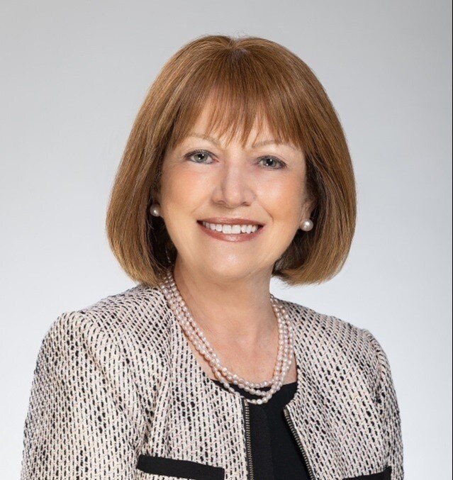 Eva Petruzziello