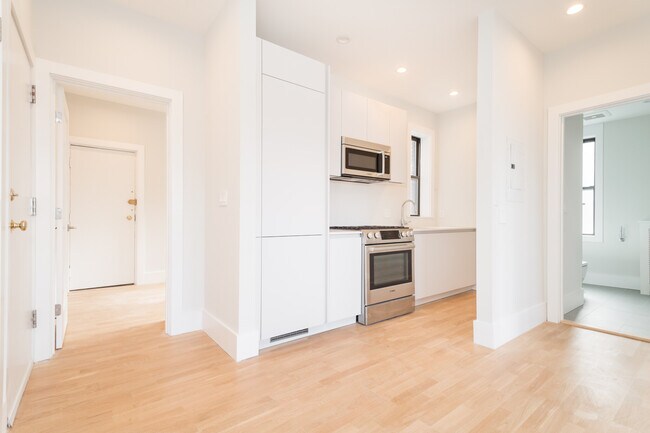 11 Elko St, Brighton, MA 02135 - photo 5