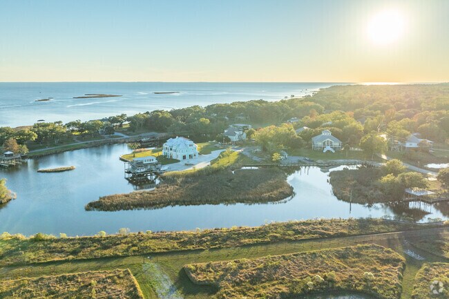 The beauty of the Gulf is within your fingertips in Gautier, Mississippi.