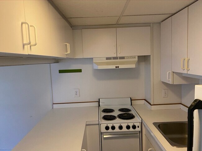 291 Newbury St unit 3R, Boston, MA 02115 - photo 2