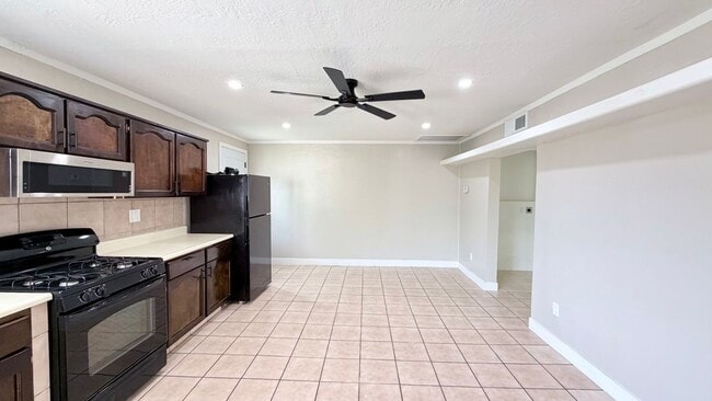 2324 W Maricopa St unit 1, Phoenix, AZ 85009 - photo 2
