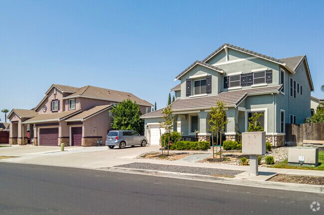 There are many craftsman style homes in the City of Ceres.