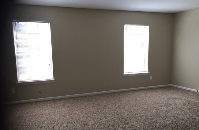 Chateau Royale West, Chattanooga, TN 37411 - photo 4