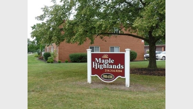 Maple Highlands Apartments, Maple Heights, OH 44137 - photo 4