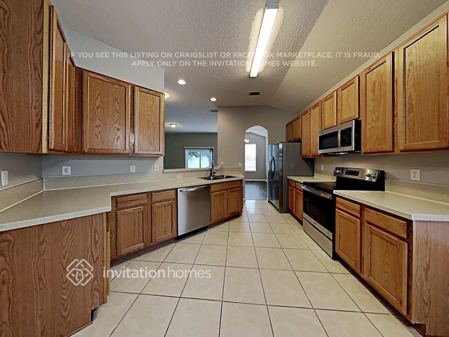 534 Roserush Ln, Jacksonville, FL 32225 - photo 5