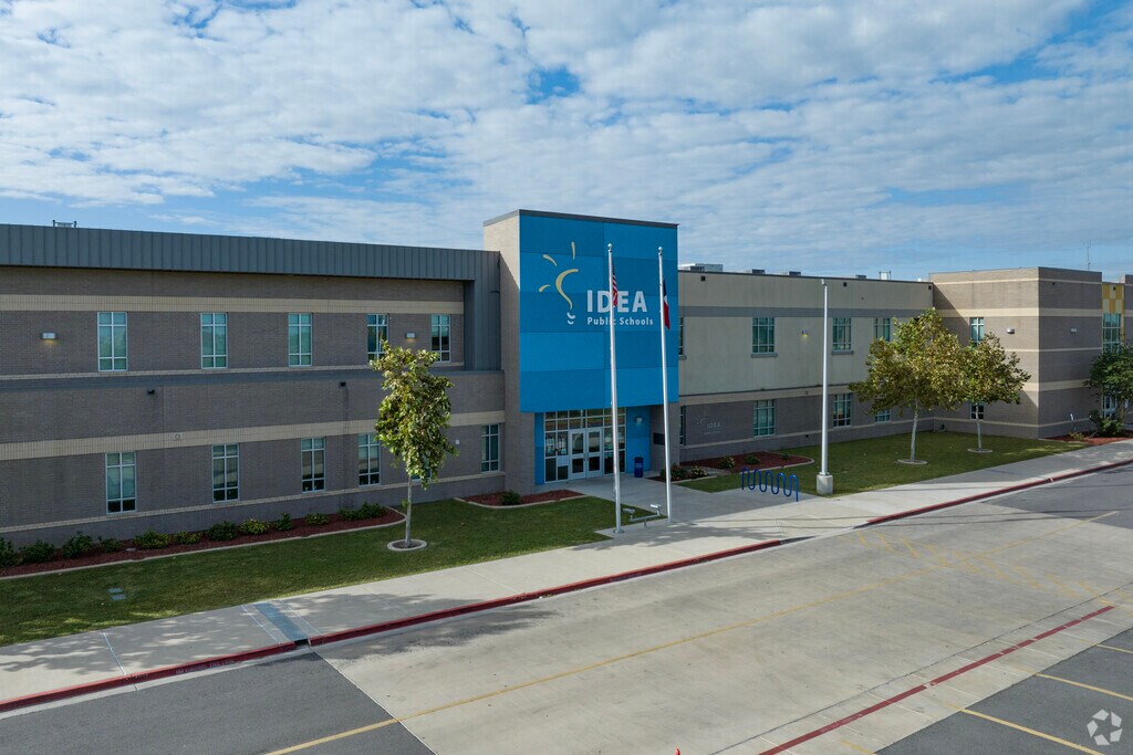 Idea Toros College Preparatory