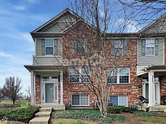 2449 Emily Ln, Elgin, IL 60124