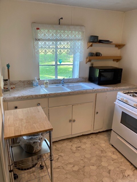 528 Grove St unit 1, Morgantown, WV 26505 - photo 4