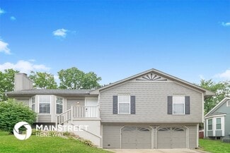 19305 E 31st Terrace Dr S, Independence, MO 64057