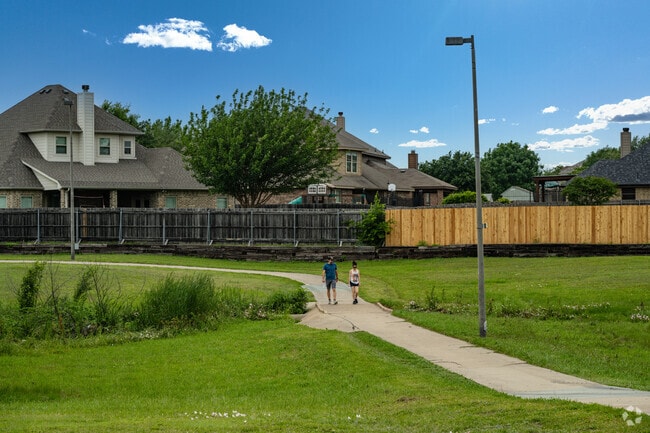 Saginaw’s paths weave through cozy neighborhoods, inviting peaceful walks.