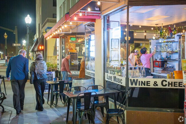 Downtown Gainesville is home to several loc al bars with regular live music and entertainment.