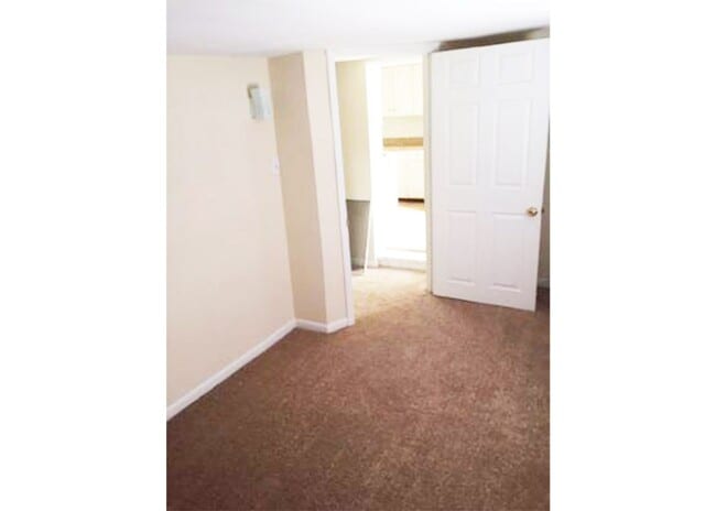 2829 Glendora Ave unit 2829-03, Cincinnati, OH 45219 - photo 3
