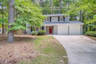5340 Crestwood Cir SW, College Park, GA 30349