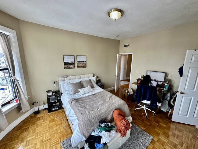 17 Highgate St unit 10, Allston, MA 02134 - photo 7