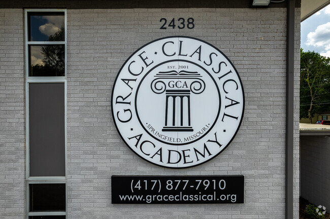 Grace Classical Academy relies on the classical teaching tradition called the trivium.