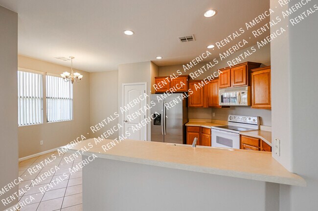 2218 N 135th Dr, Goodyear, AZ 85395 - photo 4