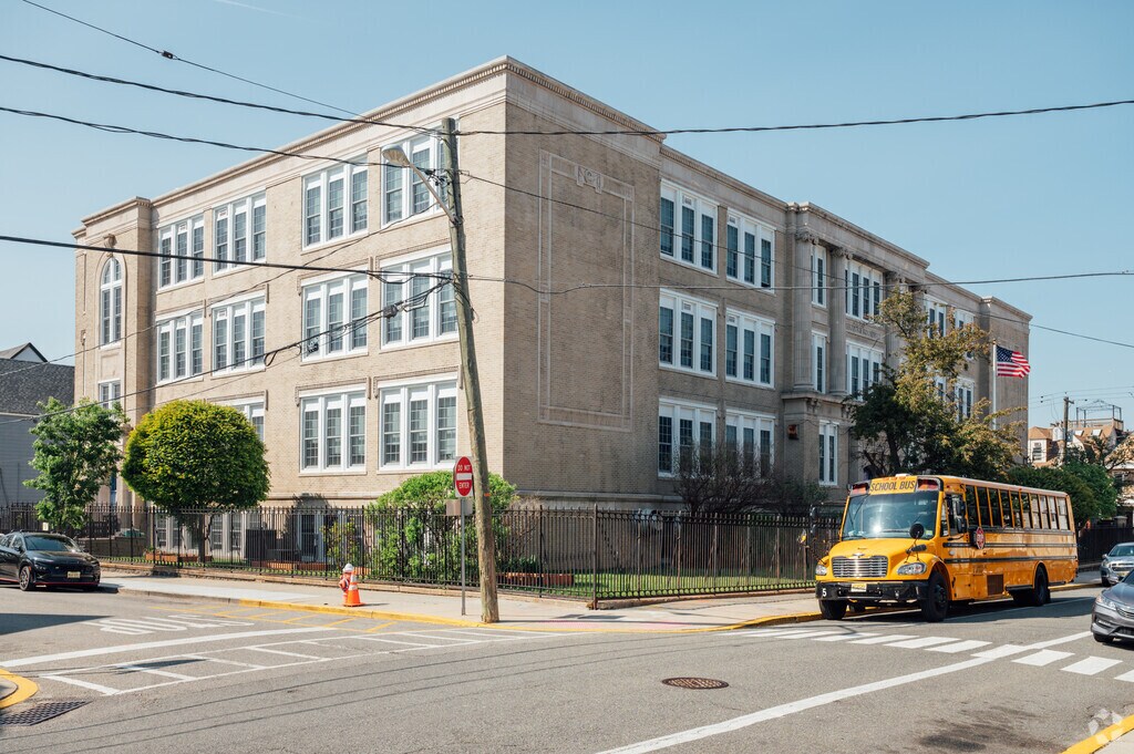 Theodore Roosevelt No. 5 Elementary School