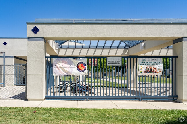 Cinnamon Elementary School provides a great education to help Lemoore students succeed.