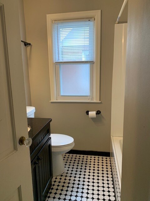 818 W 43rd St, Indianapolis, IN 46208 - photo 5