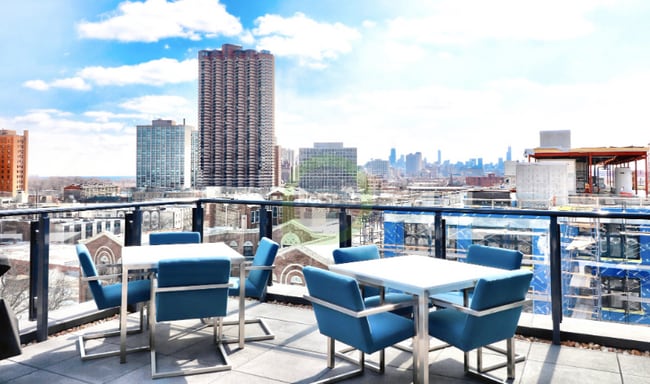 732 W Sheridan Rd, Chicago, IL 60613 - photo 6