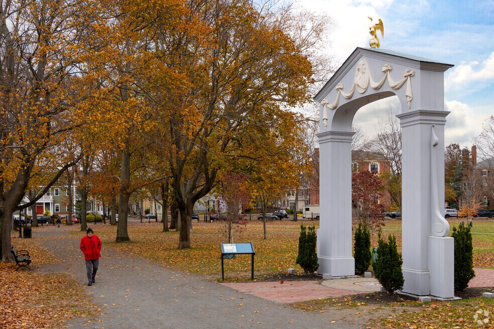 SalemCommon_561425_FX_121025_V1