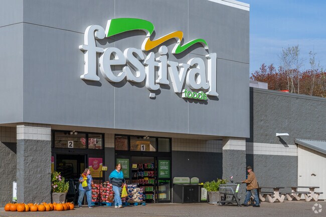 Wausau residents can head to Festival Foods for all their grocery needs.