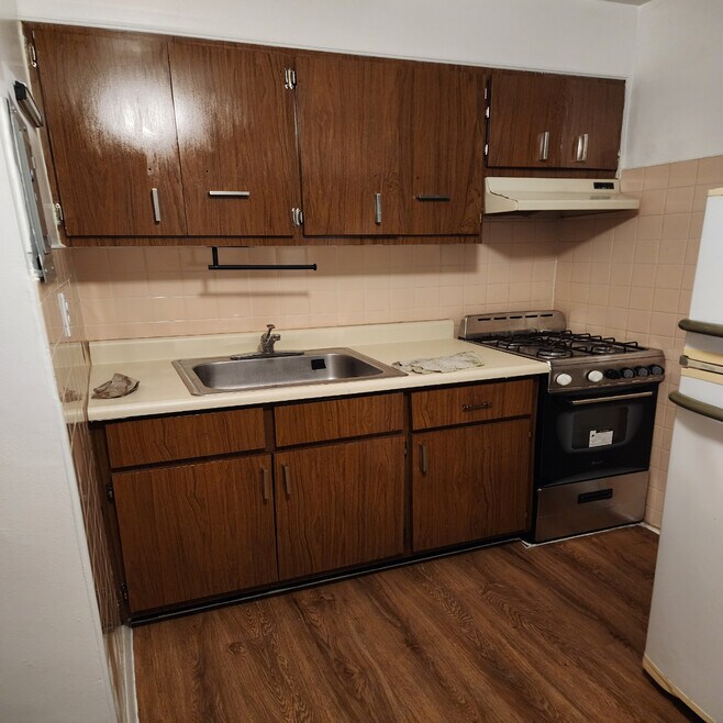 1025 Christian St unit 3R, Philadelphia, PA 19147 - photo 1