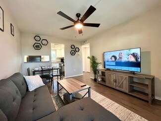 4771 100th Way N, Saint Petersburg, FL 33708