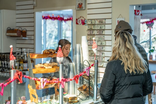 The coffee and pastries are always fresh at the GNM Coffes Shop.