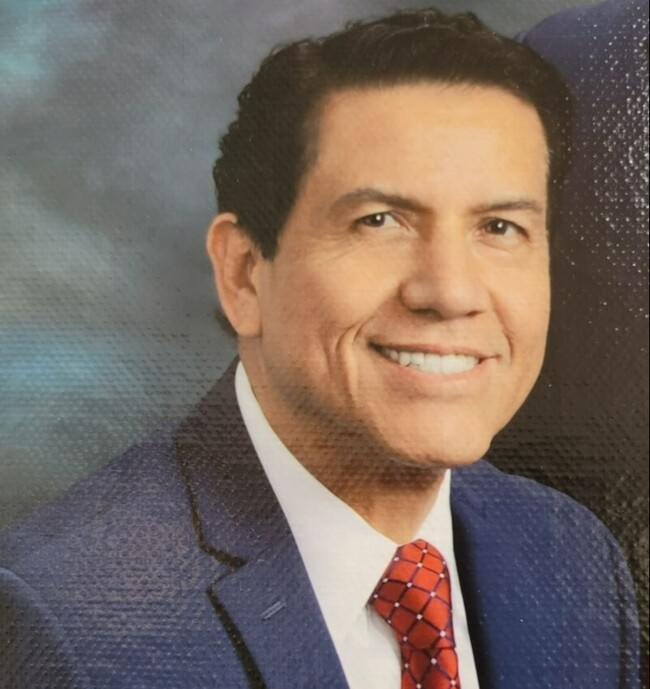 Agent Photo