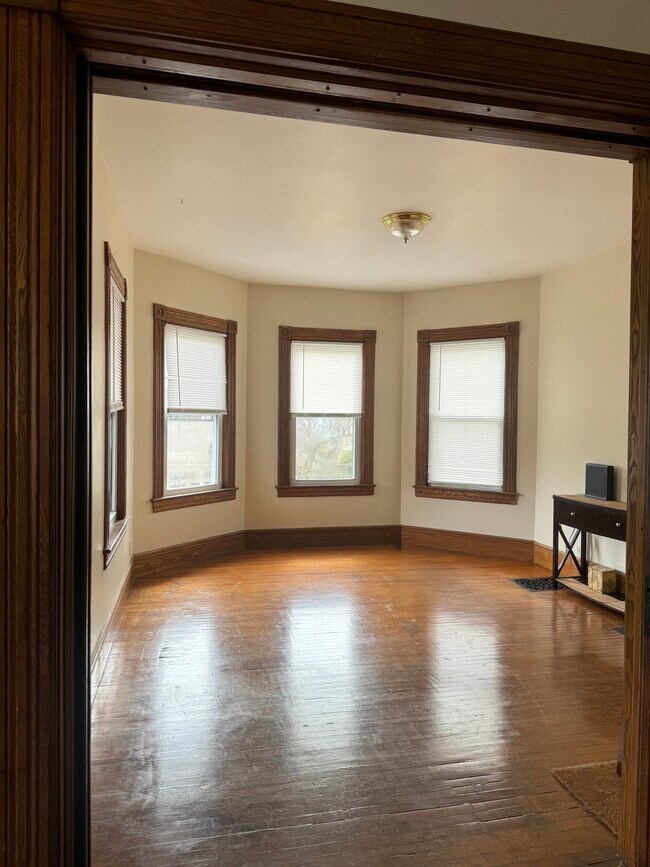 21 Lafayette St unit 21 Lafayette Street, Springfield, MA 01109 - photo 7