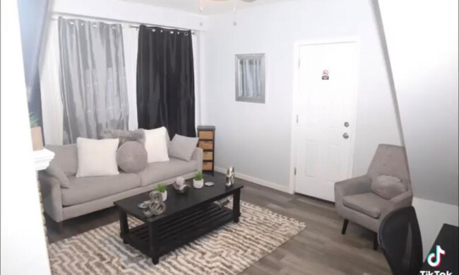 5235 Woodland Ave unit 1, Philadelphia, PA 19143 - photo 4