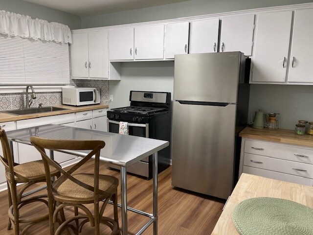 1942 E 120th St unit 1, Cleveland, OH 44106 - photo 2