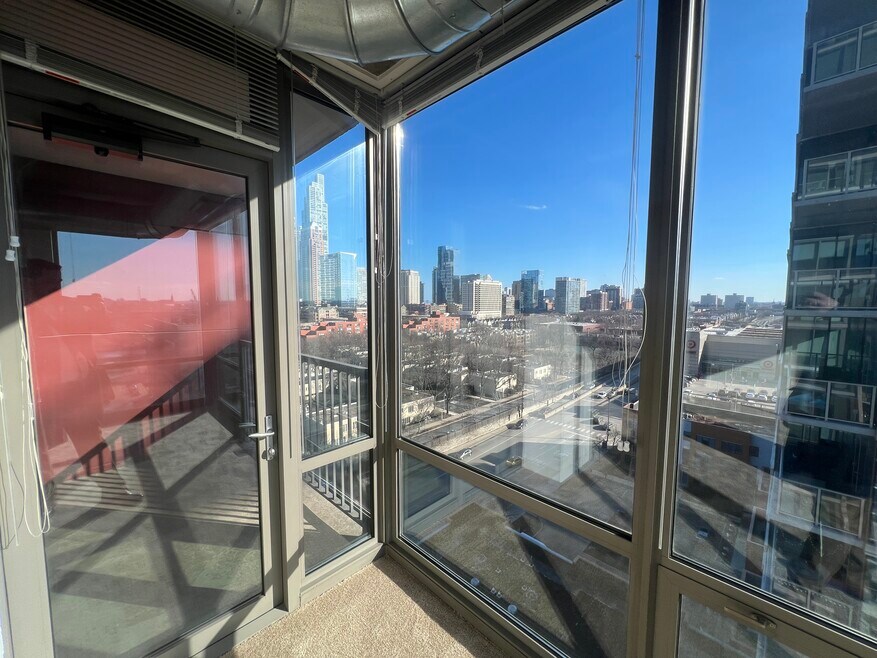 111 W Polk St unit 1212, Chicago, IL 60605 - photo 1