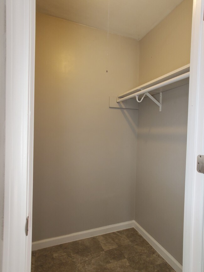 5526 Humbert Rd, Alton, IL 62002 - photo 6