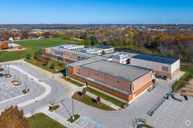 An aerial view of Horizon Elementary School in Pewaukee.