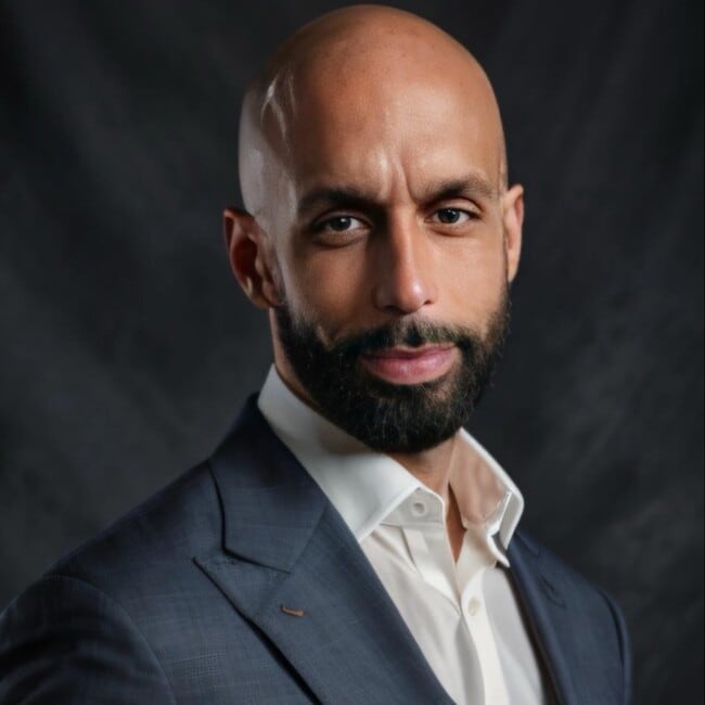 Agent Photo