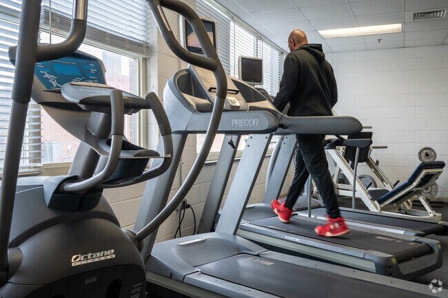 The Hickory Hill Community Center near Deerbourne offers  workout equipment.