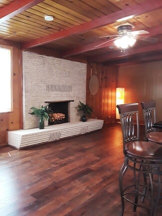 298 W 23rd St Unit Studio, Tracy, CA 95376