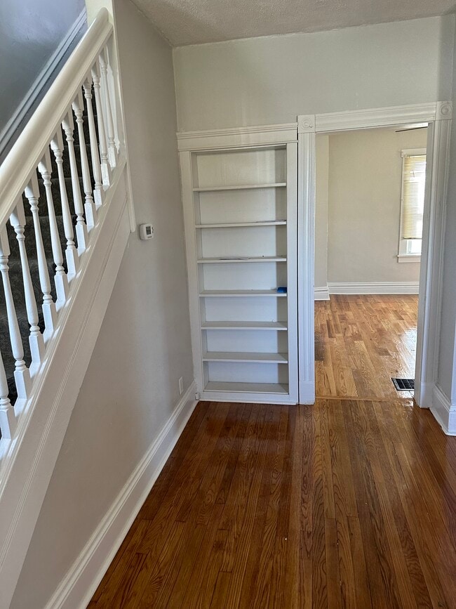 619 French St, Farrell, PA 16121 - photo 3