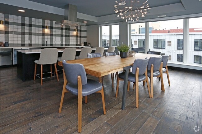 Maverick, Minneapolis, MN 55401 - photo 7