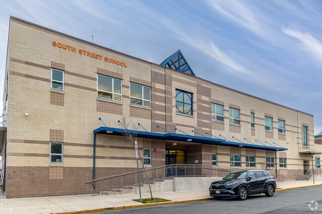 South Street School aims to support children in achieving a successful future.