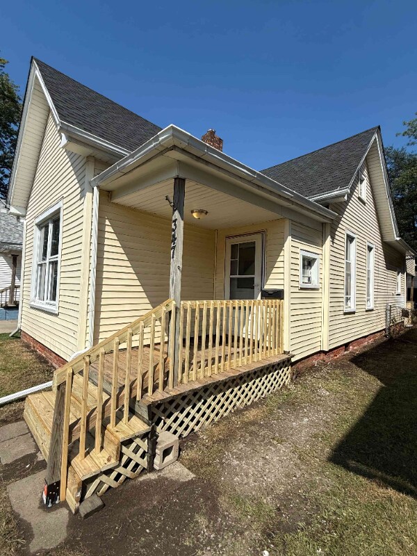 347 Parker Ave, Toledo, OH 43605 - photo 1