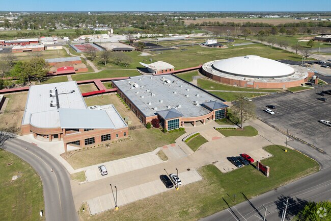 Sikeston Senior High School caters to individual learning styles.