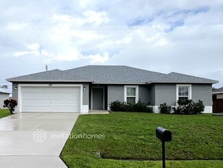 841 SW Kappa Ave, Port Saint Lucie, FL 34953