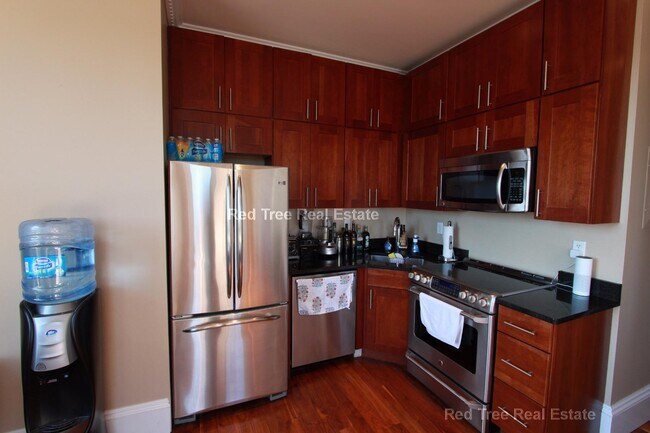 483 Beacon St unit 1, Boston, MA 02115 - photo 2