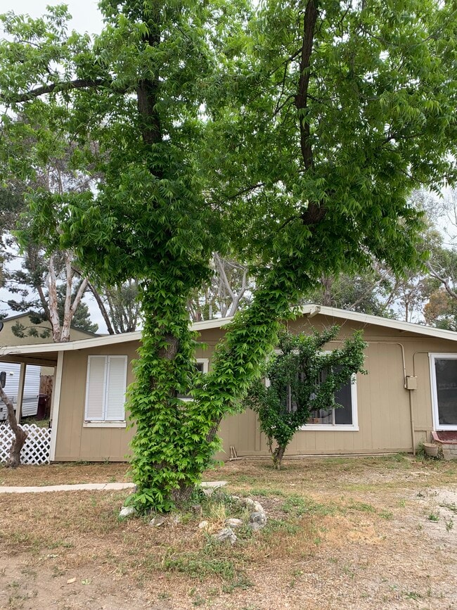 185 W Westward Ave unit 183, Banning, CA 92220 - photo 2