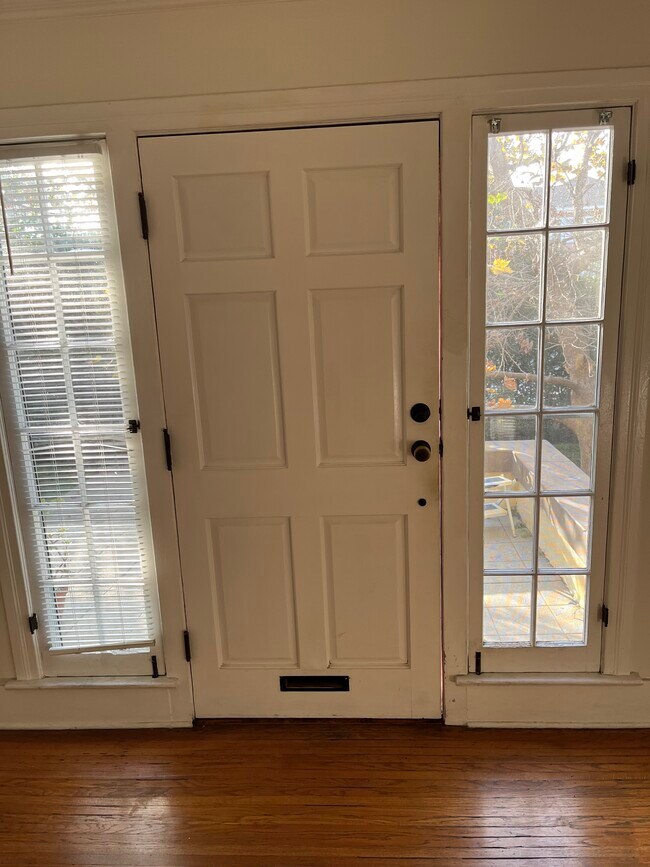 504 N Heliotrope Dr unit 502 N heliotrope, Los Angeles, CA 90004 - photo 5