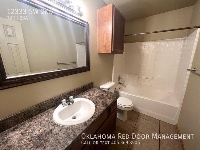 12333 SW 2nd St, Yukon, OK 73099 - photo 6