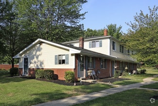 11491 E Huffman Rd, Parma Heights, OH 44130